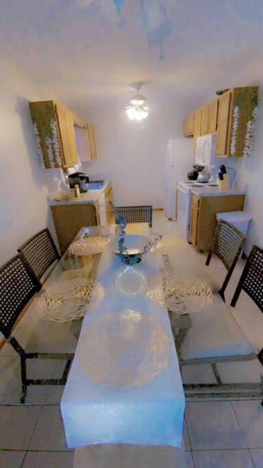 B1 Guest House Hope Mills 外观 照片